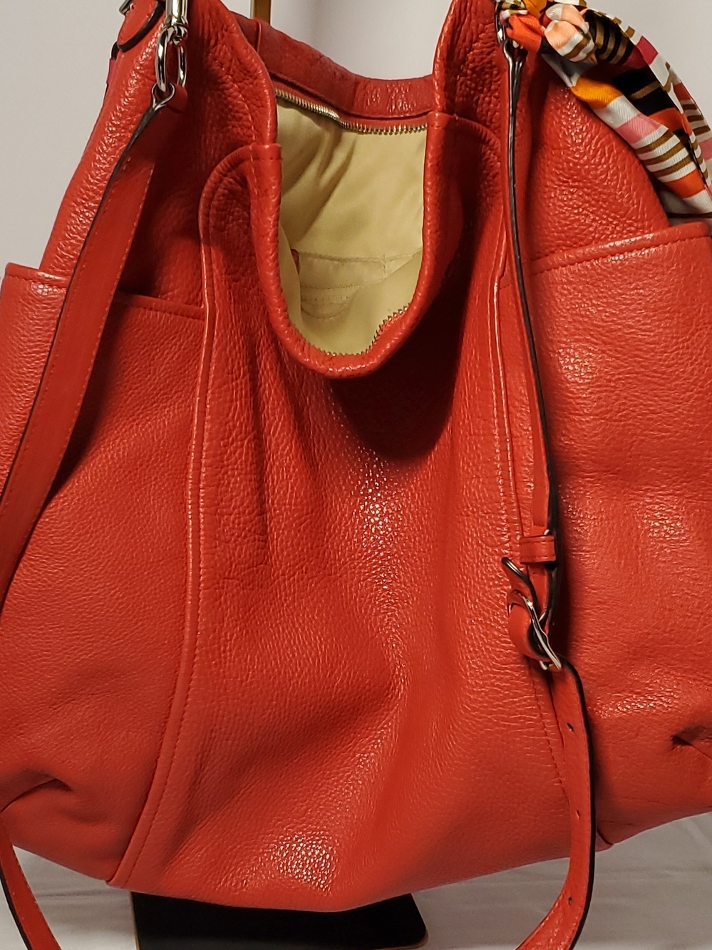 Authentic Coach Women's Pebbled Leather Hobo Bag - 2 Way Crossbody - Picture 8 of 16